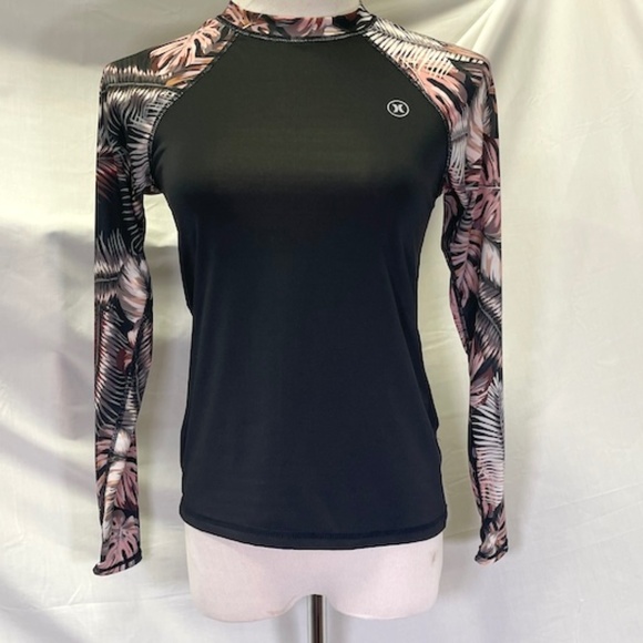 Hurley Tops - Hurley Women’s Black with Pink & Brown Frond Sleeves Size XS